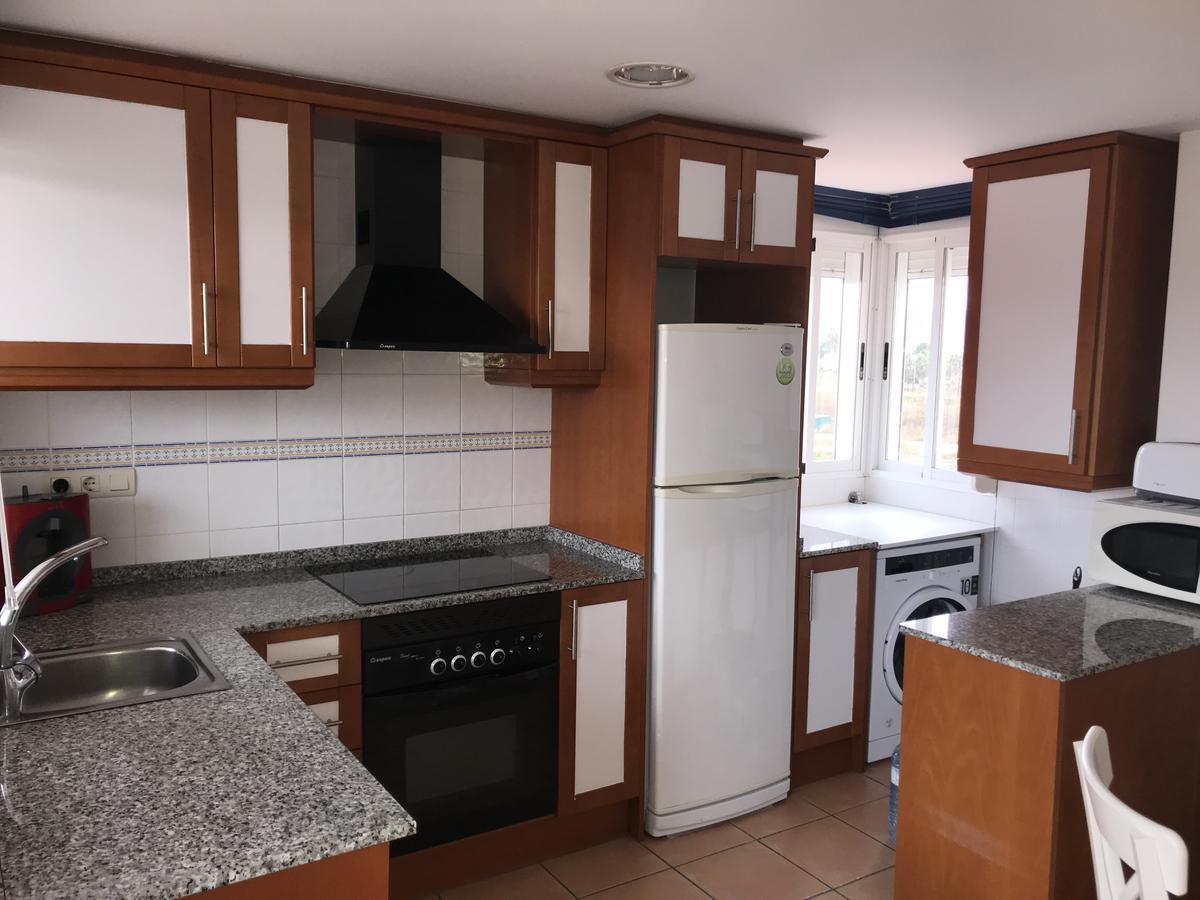 Aqua Marina Golf II Apartment Oliva Ngoại thất bức ảnh