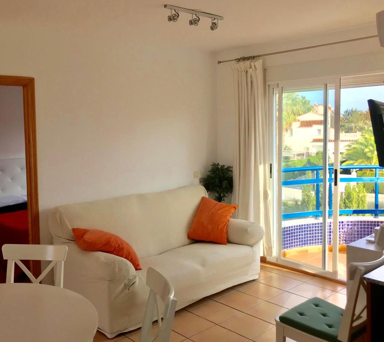 Aqua Marina Golf II Apartment Oliva Ngoại thất bức ảnh